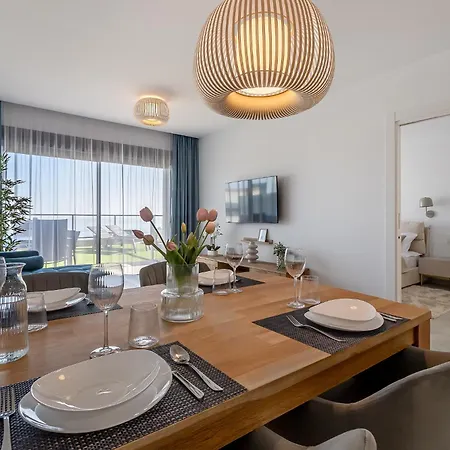 Iconic Sea View Daire *